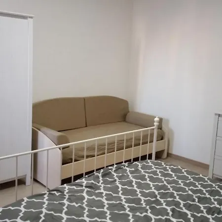 Apartment Giordiehouse2 Latina